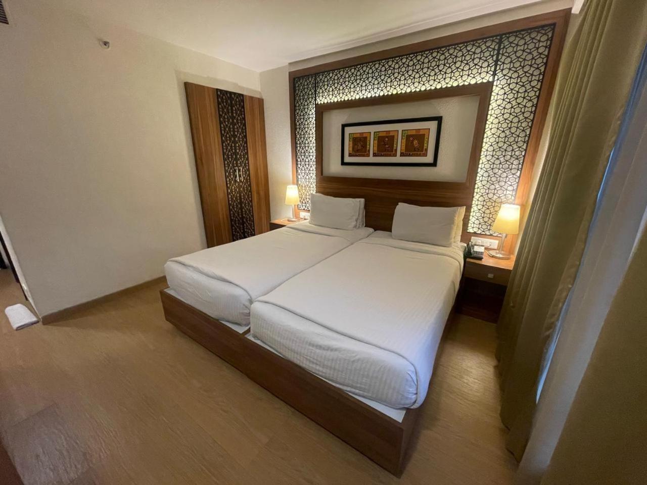 Incredible One Hotel سيكَندراباد المظهر الخارجي الصورة