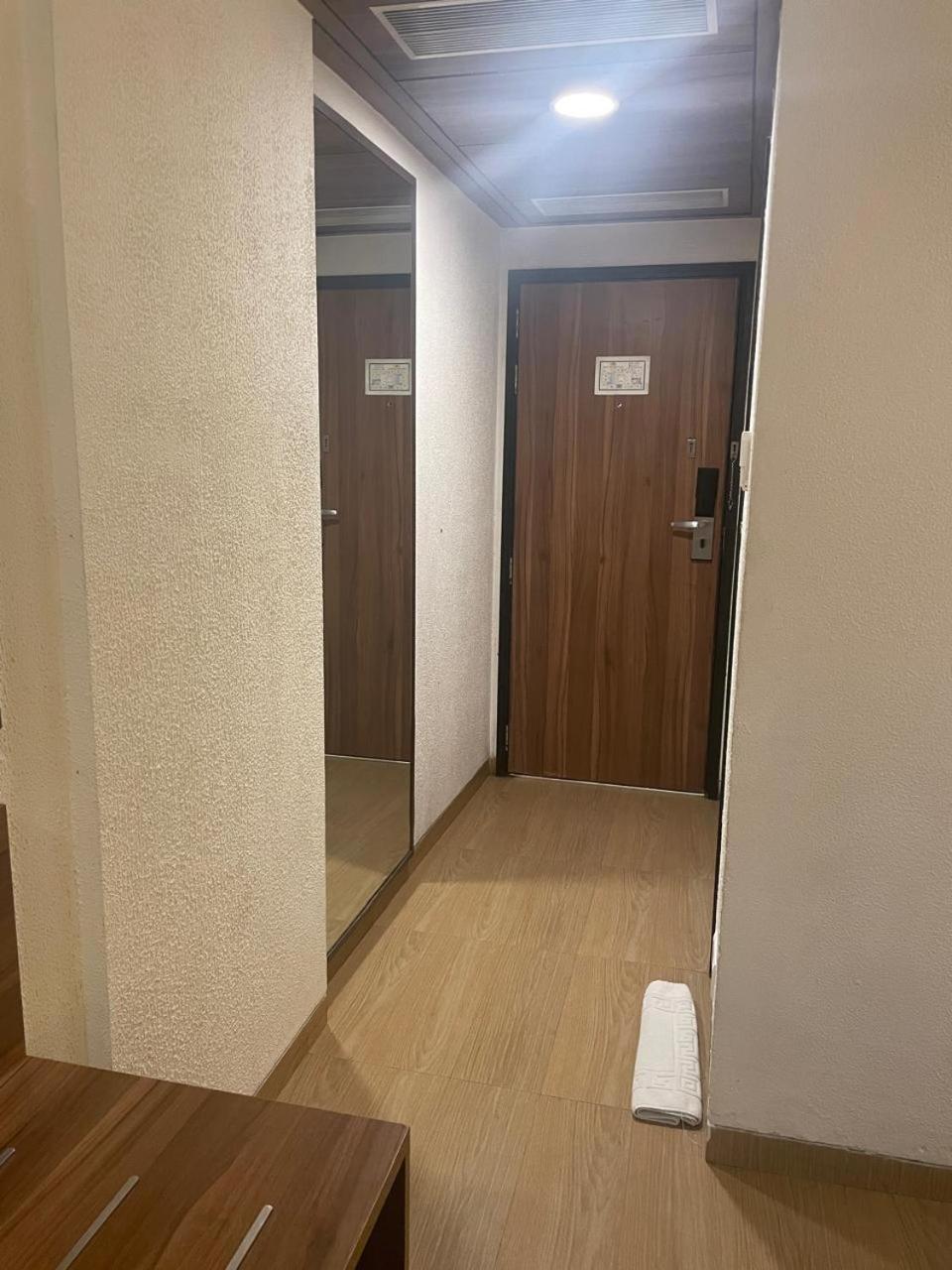 Incredible One Hotel سيكَندراباد المظهر الخارجي الصورة