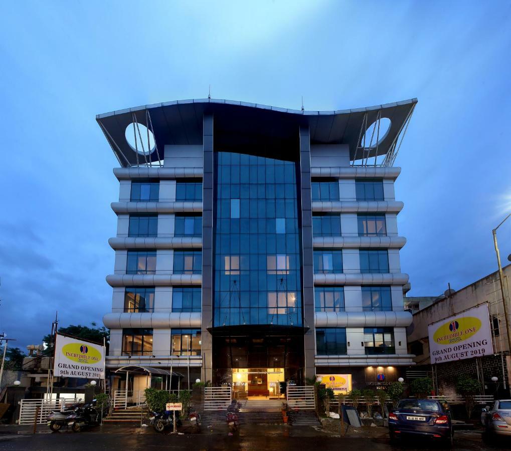 Incredible One Hotel سيكَندراباد المظهر الخارجي الصورة