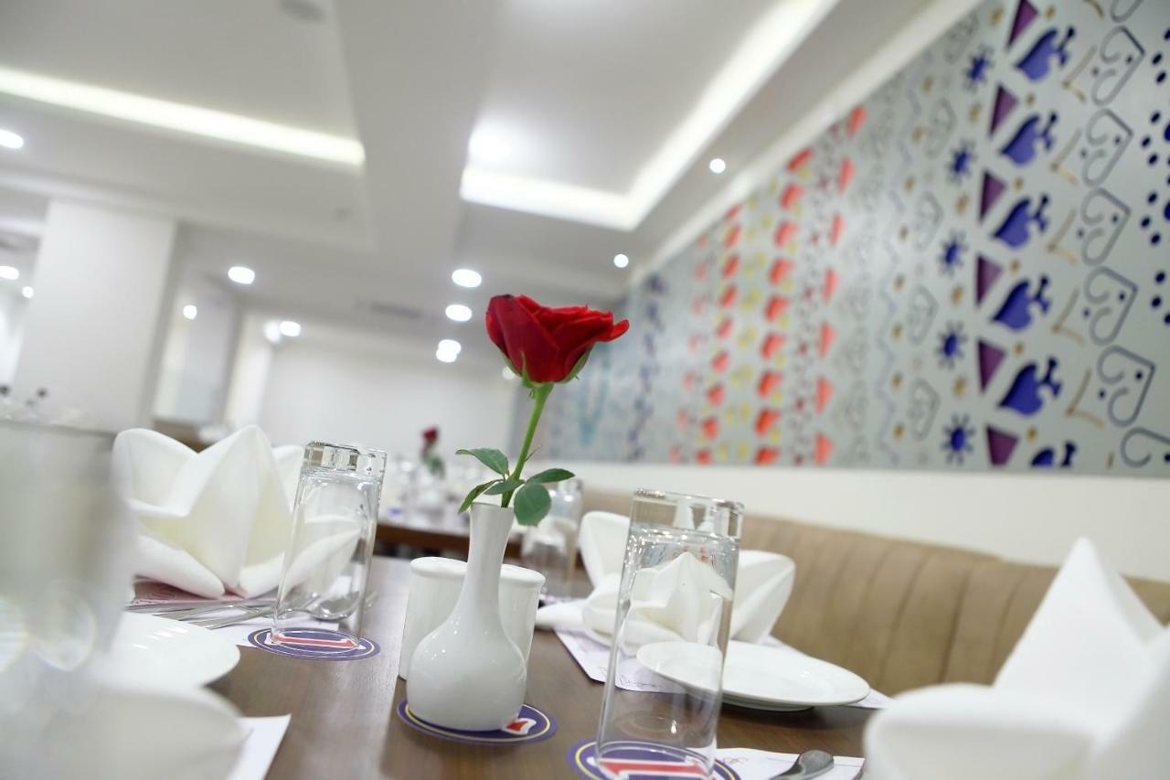 Incredible One Hotel سيكَندراباد المظهر الخارجي الصورة